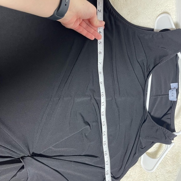 Gilli Black Sheath Midi Dress for Cocktail - Picture 4 of 7